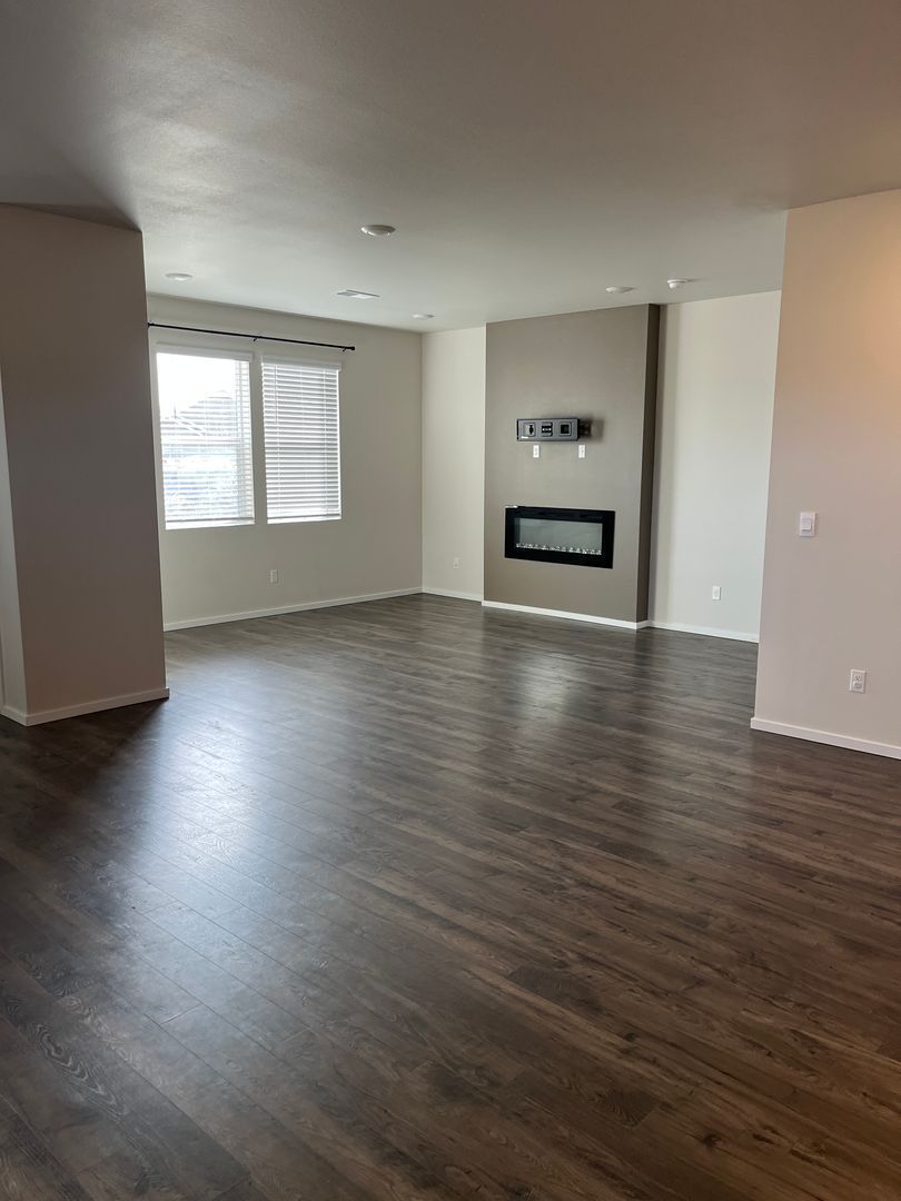 Please do not disturb Tenants. Beautiful one story home in quiet new neighborhood in Prineville property image