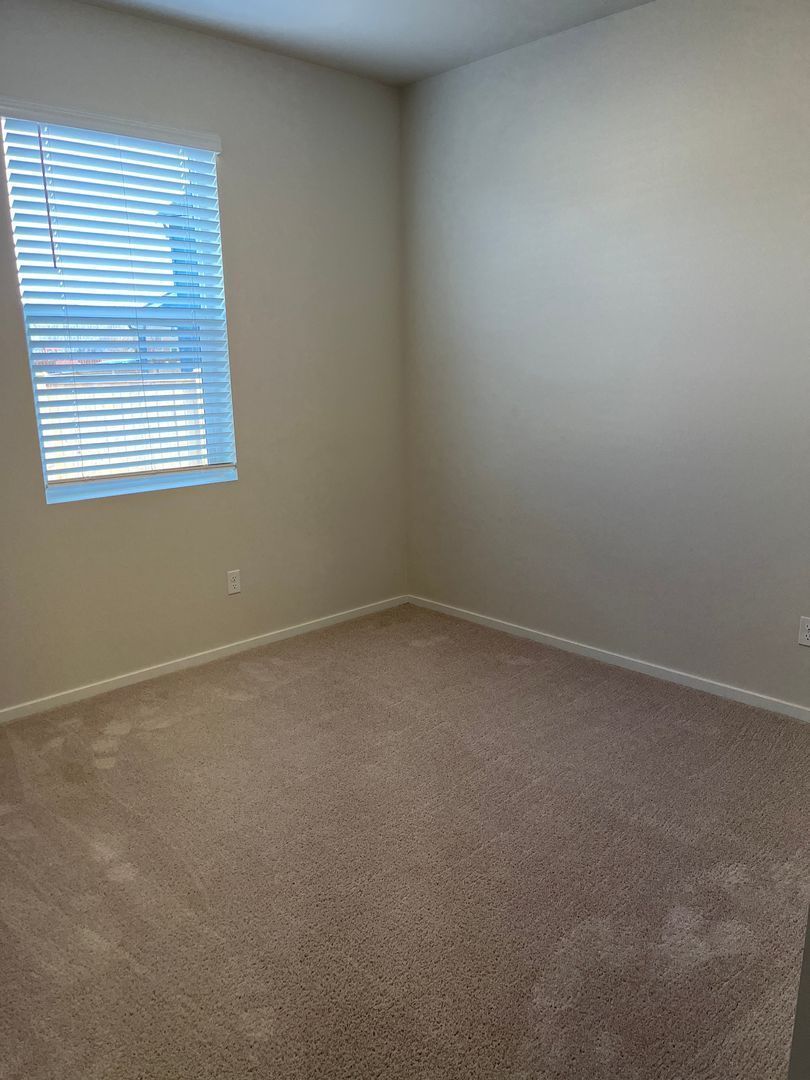 Please do not disturb Tenants. Beautiful one story home in quiet new neighborhood in Prineville property image