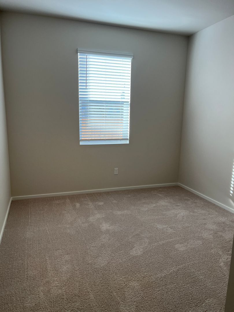Please do not disturb Tenants. Beautiful one story home in quiet new neighborhood in Prineville property image
