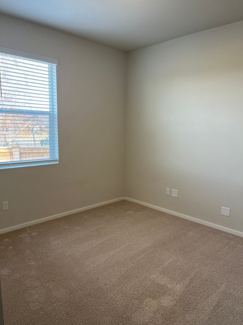 Please do not disturb Tenants. Beautiful one story home in quiet new neighborhood in Prineville property image