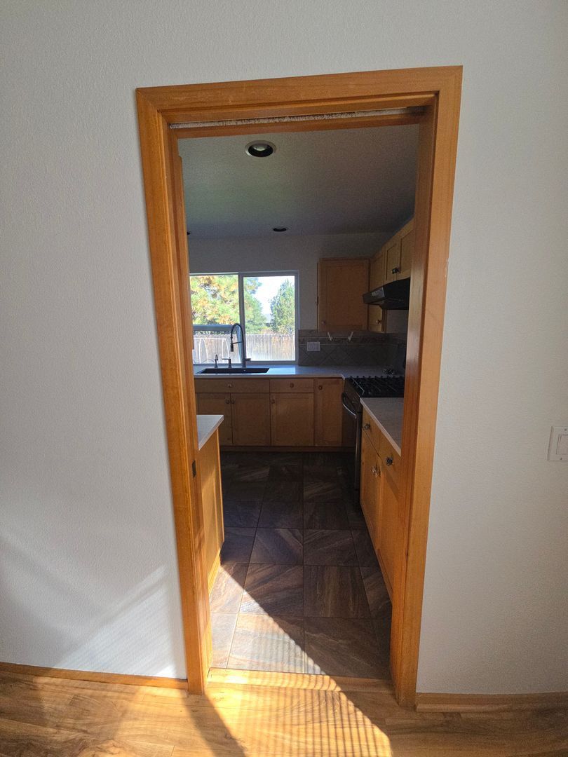 Charming Home with Gas Fireplace, Large Yard, Shed & Raised Garden Beds – Close to Parks property image