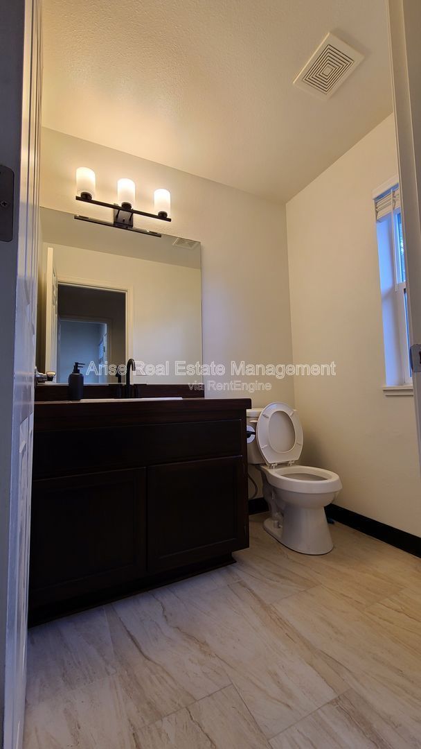 High-Class Comfort Meets Wallet-Saving Efficiency property image